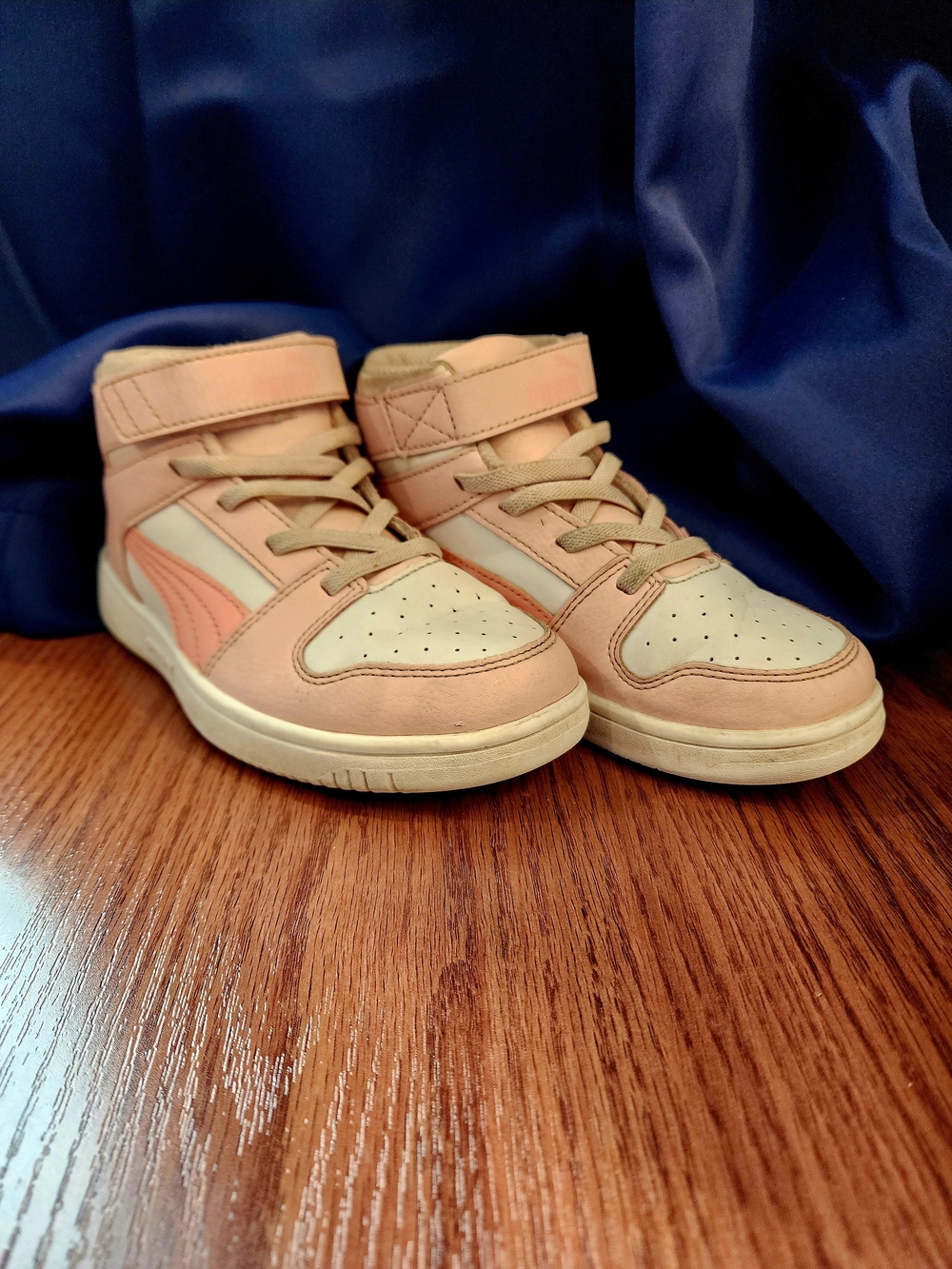 Puma Kids High-Top Sneakers in Pink and Cream